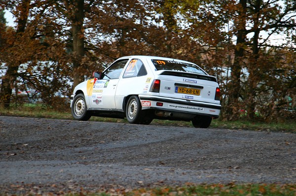 klik op de foto om naar Lier rallysport te gaan klik op de foto om naar Lier rallysport te gaan